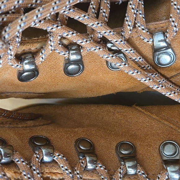 Converse Chuck Taylor All Star High Top Womens Suede Leather Brown Gold Size 8 - Picture 10 of 11